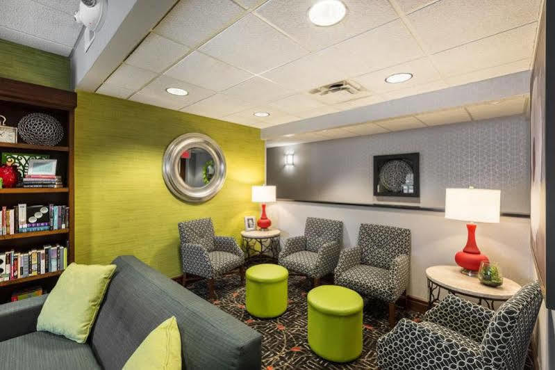 Hampton Inn Kearney Eksteriør billede